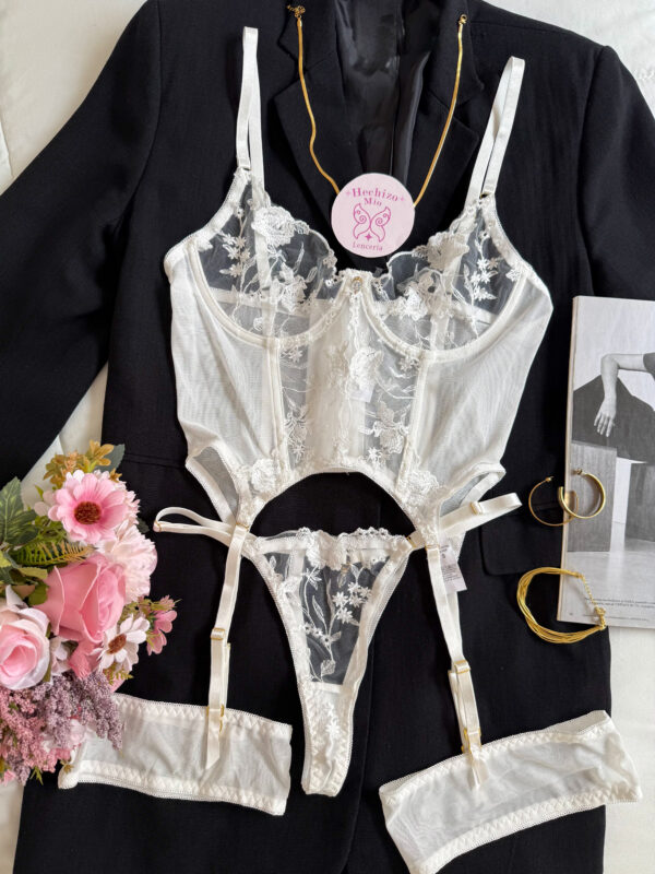 Conjunto Uxia