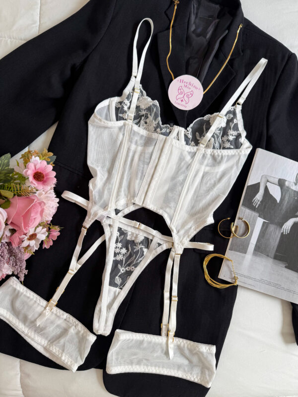 Conjunto Uxia